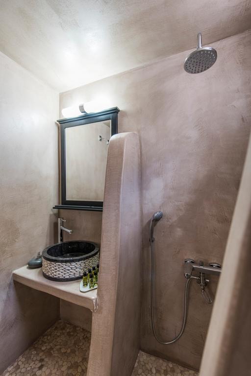 Iokasti Villa Fira  Cameră foto